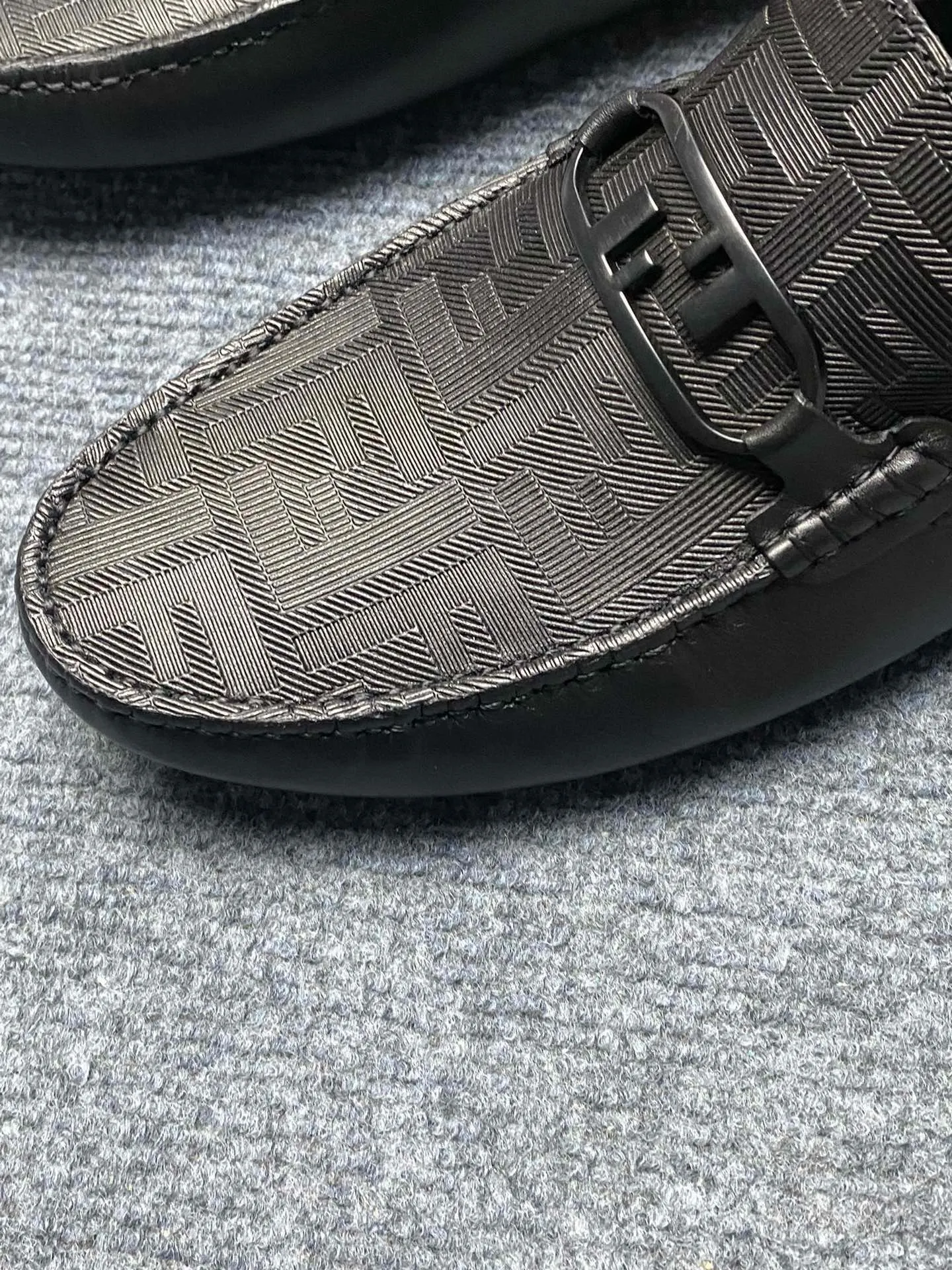 Men's Men's Shoes Men's Men's Shoes 💰700FENDI Fendi Men's Shoes are breathable and comfortable. Original development. Counters copy one to one. Imported cowhide. Niuri. 38 to 44. (can be ordered at 45.46. No returns or exchanges)
